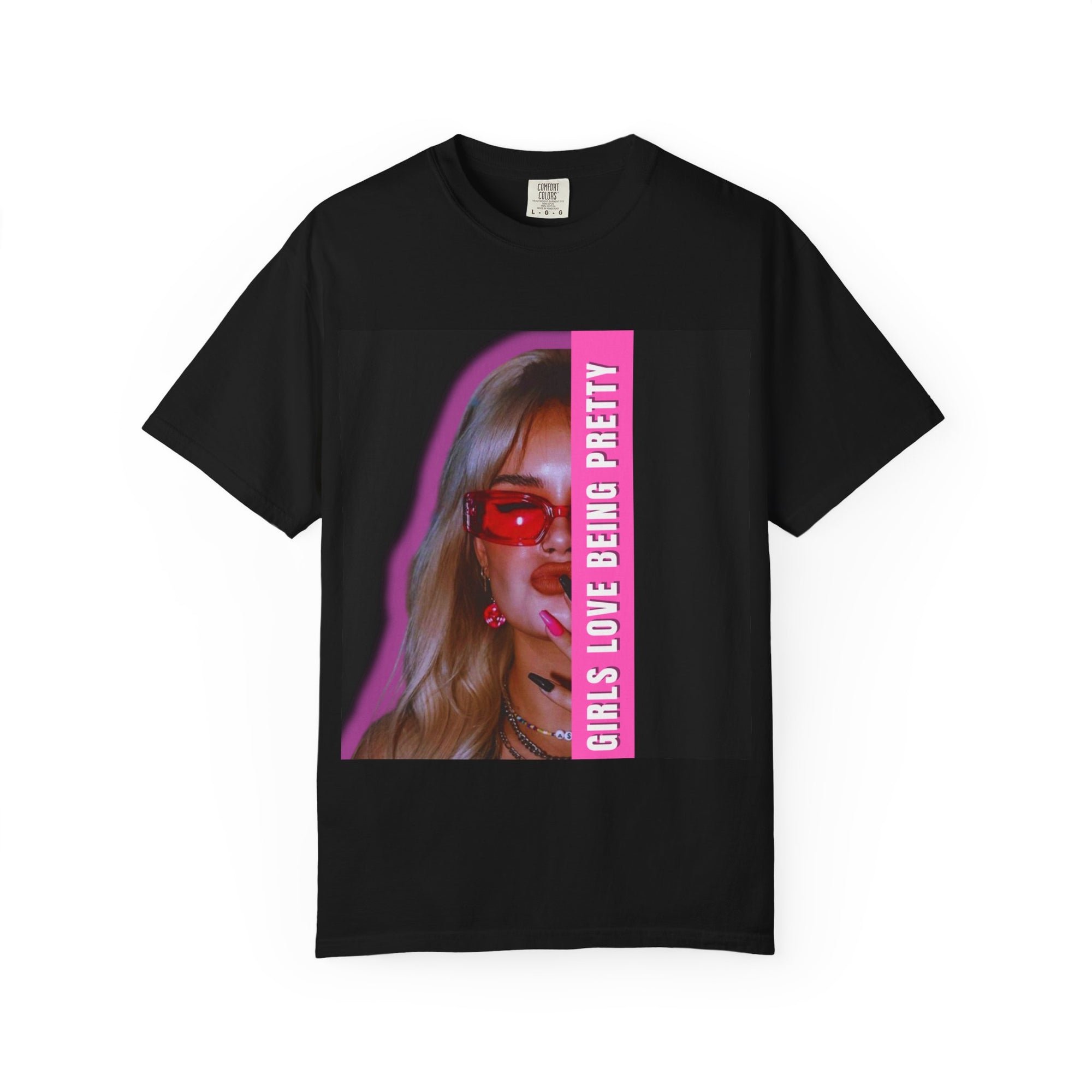 GIRLS LOVE BEING PRETTY