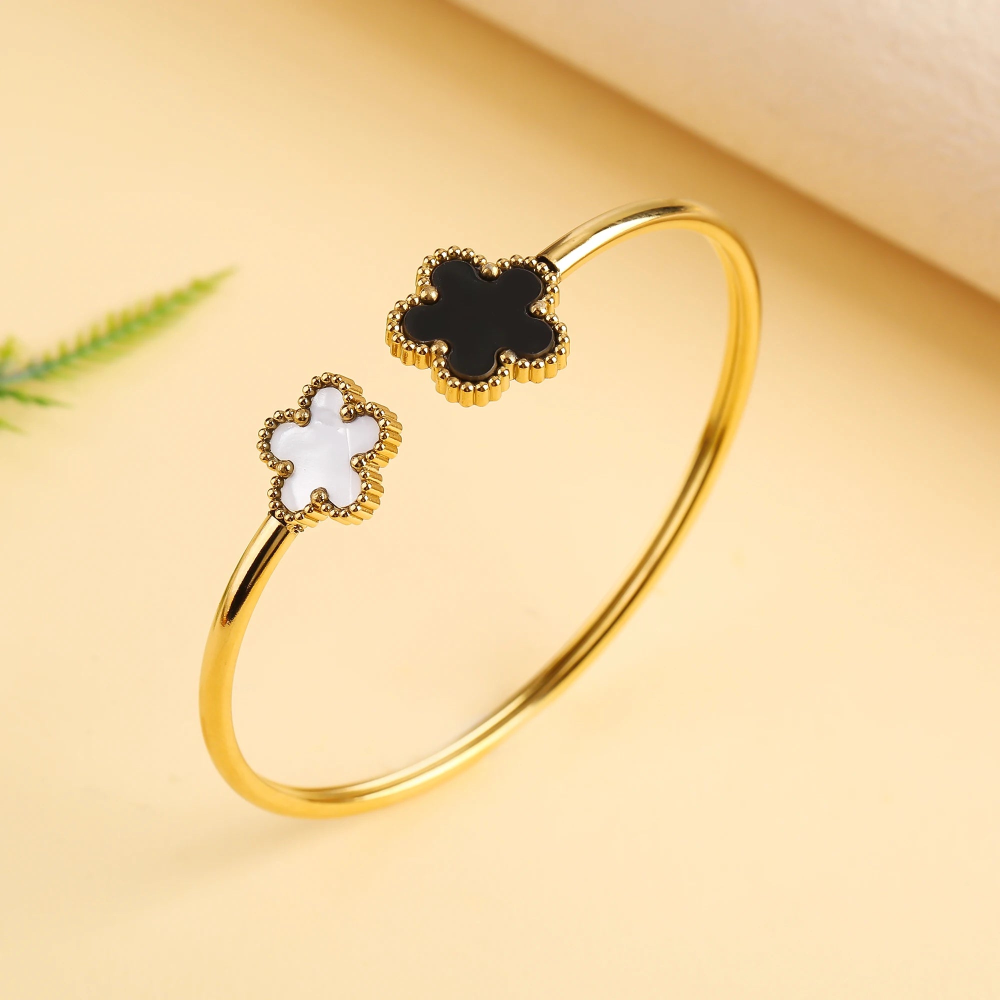 Good Luck Clover Bracelet