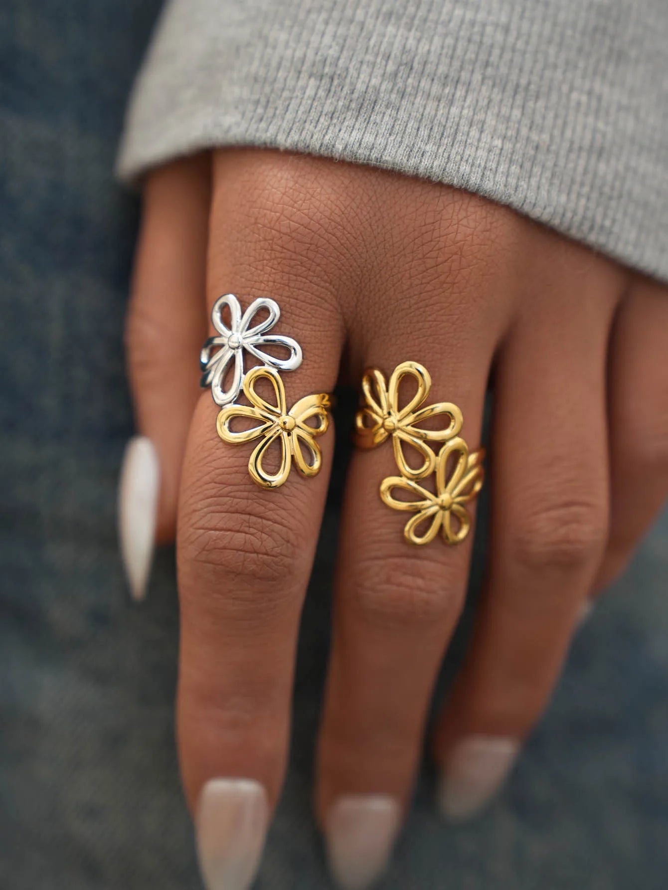 Double flower ring