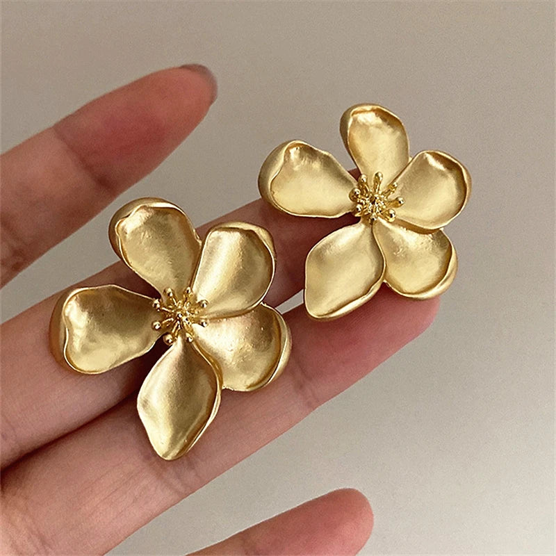 Gold Floral earring